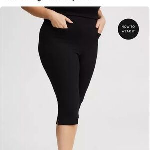 Set of 2 torrid Black Capri Pixie pants 1x